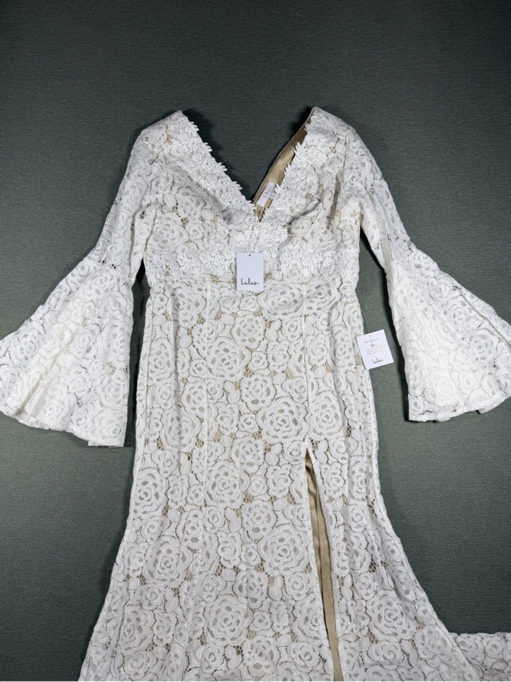 Lulu's Cream Lace Bell-Sleeve V-Neck Gown